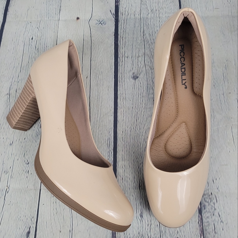 PICCADILLY | patent light nude stacked heel round toe pumps